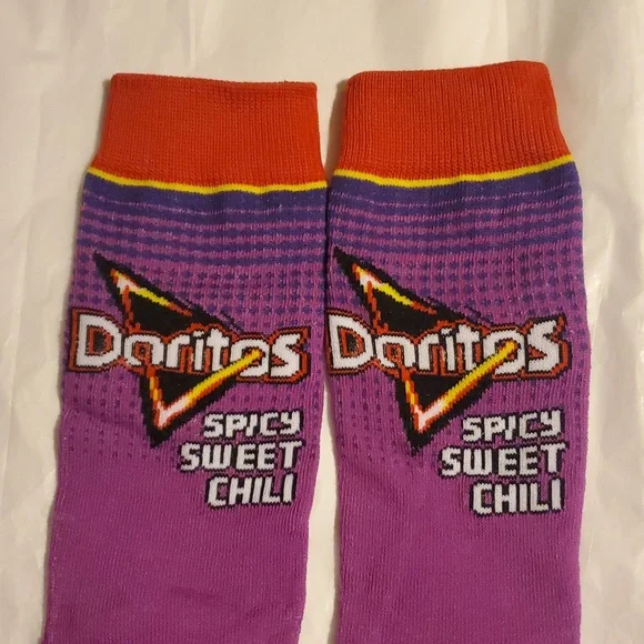 Odd Sox Doritos Spicy Sweet Chili Purple Socks Men 8-12  Women 9-14 NWNT - Picture 3 of 3
